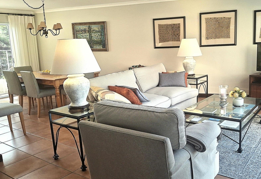 To Let 2 Bedroom Property for Rent in Bantry Bay Western Cape